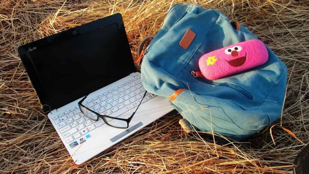 Best Laptop Backpacks for Women For Business Travel