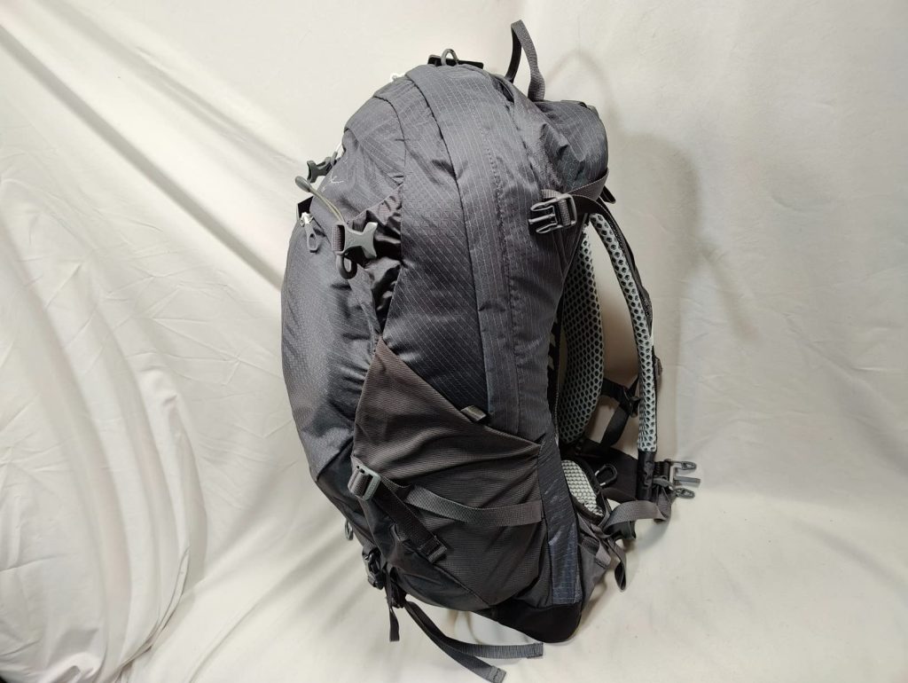 Osprey Sirrus 24 Women's Hiking Backpack